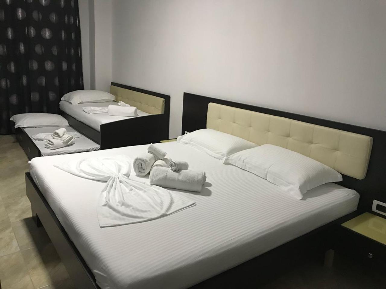 Hotel Pirro วญอเรอ ภายนอก รูปภาพ